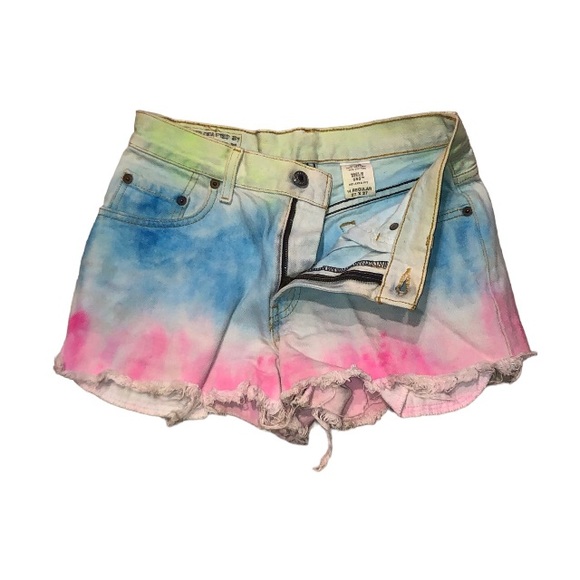 Girls Tie Dye Levi’s 550 Cutoff Denim Shorts EUC - Picture 9 of 10